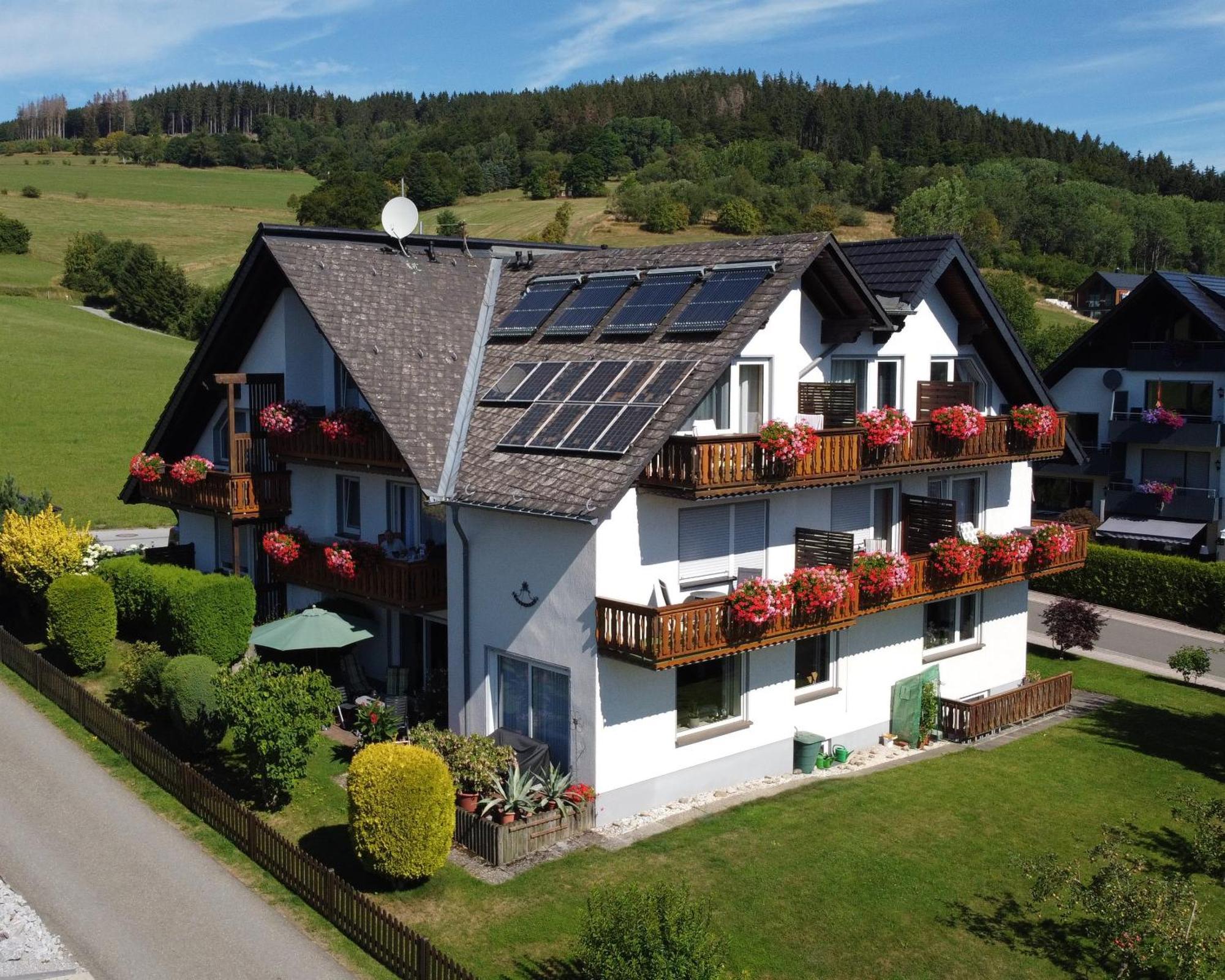 ホテル Haus Kieferneck ヴィリンゲン エクステリア 写真